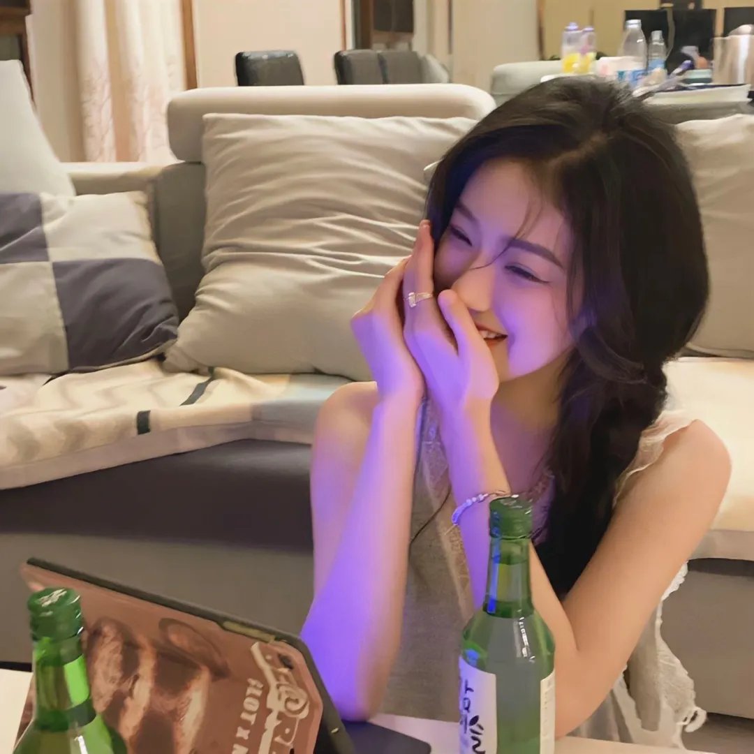 四美偷情